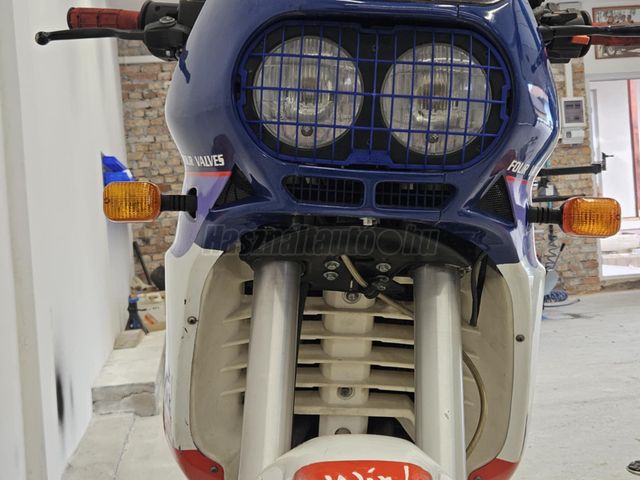 APRILIA TUAREG 600