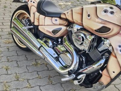 SUZUKI VZR 1800