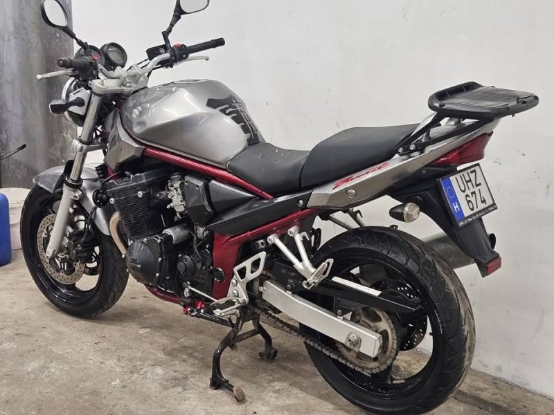 SUZUKI GSF 650
