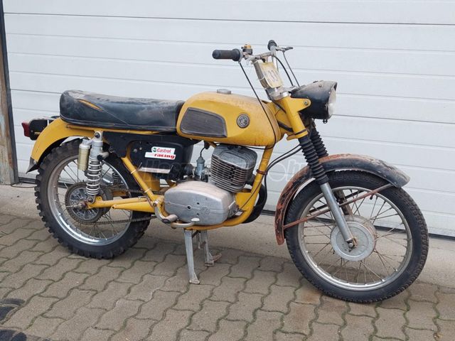 CZ 175